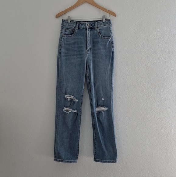 ZGY Denim Ripped Straight Leg Jean in Reality Blue Trash Denim - Picture 10 of 12